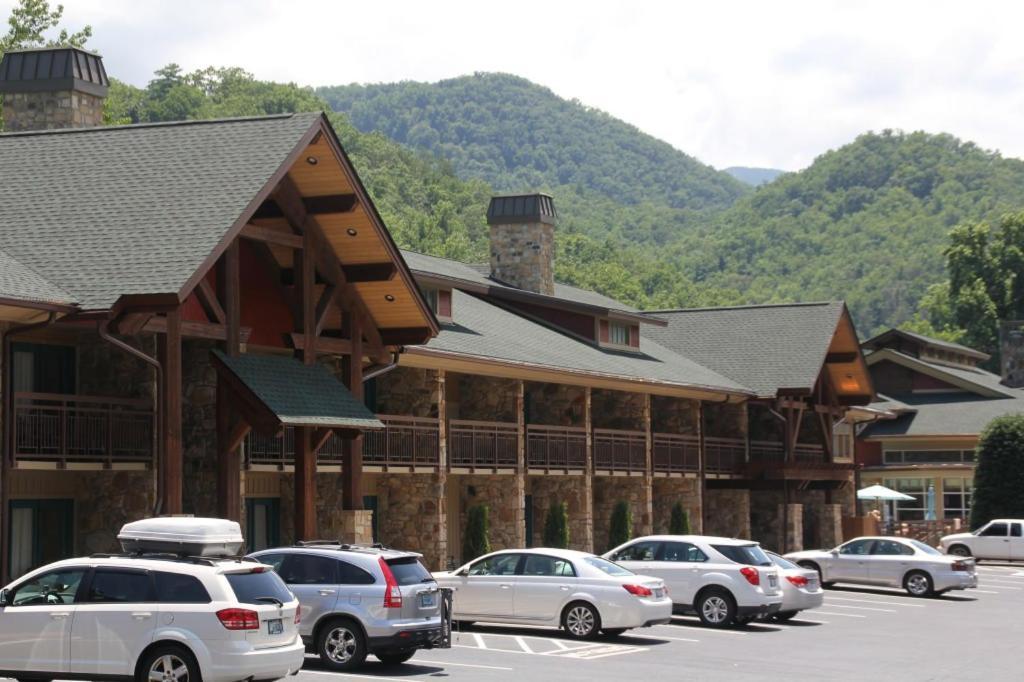 Greystone Lodge On The River Gatlinburg Kültér fotó